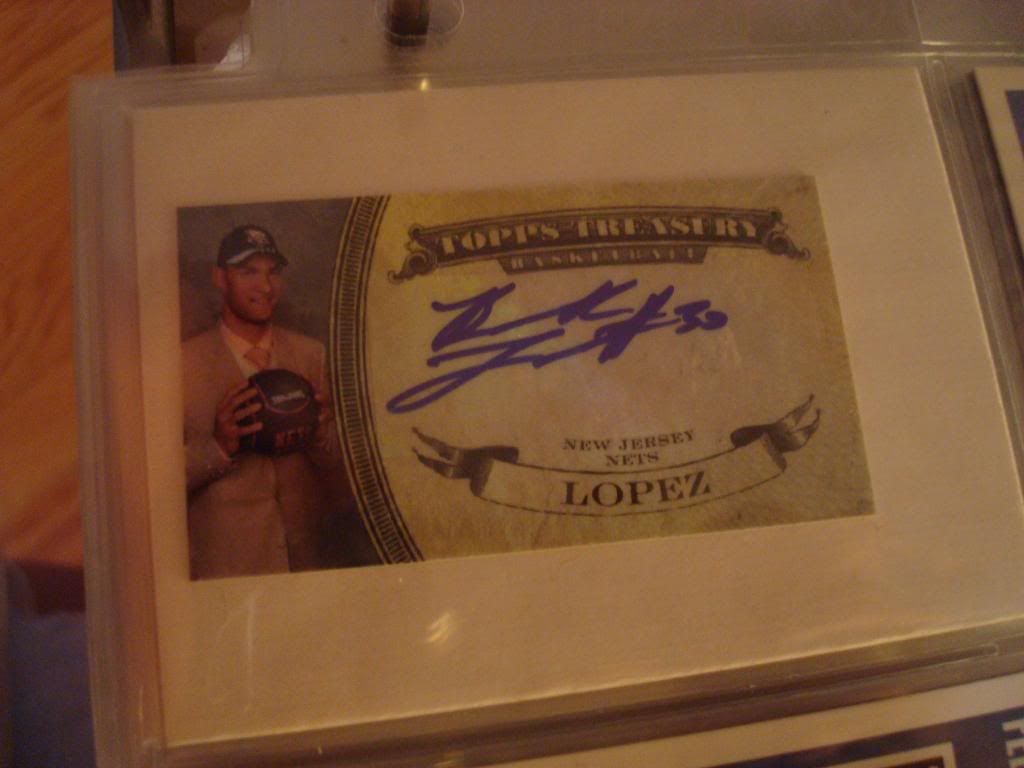 Brook Lopez, 08'09 Topps Treasury Mini Autograph Card