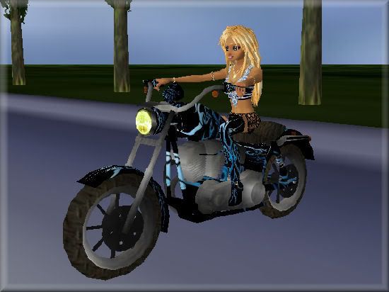ridingmotorcyclingpic2.jpg picture by Mutssss