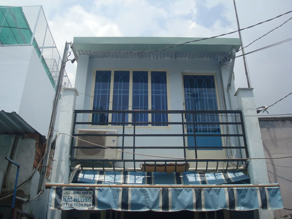 Nhà đẹp 3x10 chính chủ, 1 lầu 2 WC, SH, ở ngay, đầy đủ nội thất, gần chợ Bình Long, Trường, siêu thị - 1