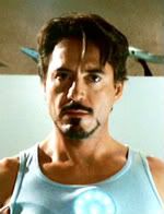 Robert Downey Jr é Tony Stark no filme Homem de Ferro