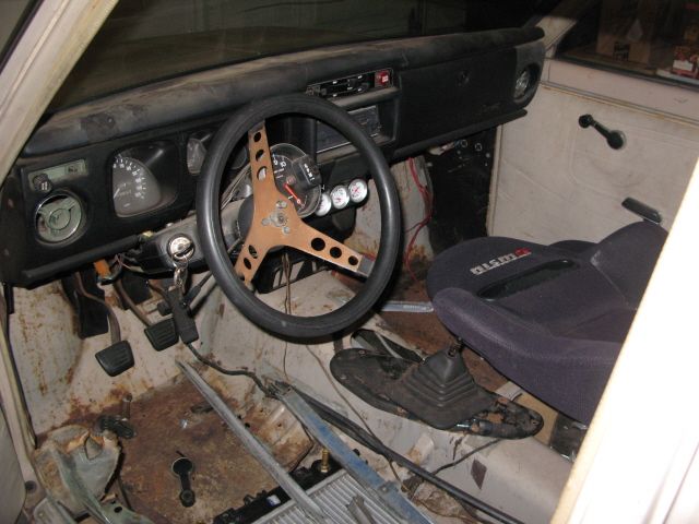 Interior_zps0cd7084e.jpg