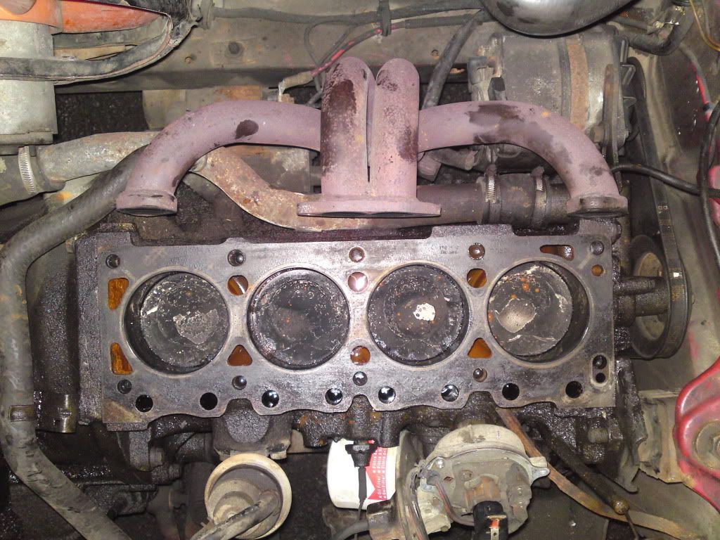 White exhaust valves and piston gunk Retro Rides