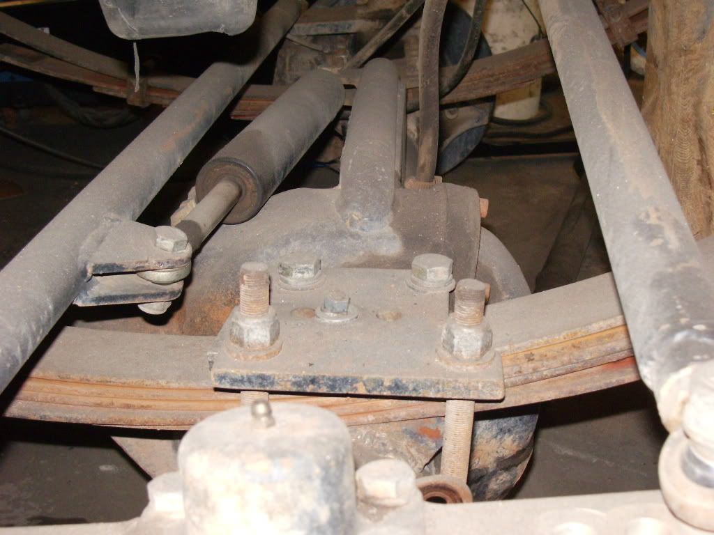 Hydro Assist/Hy steer Ram mounting.. Pirate 4x4