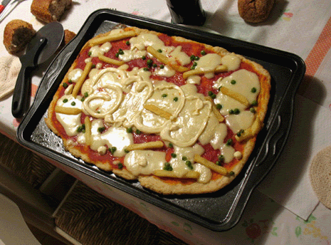 th_giffingpizza.gif