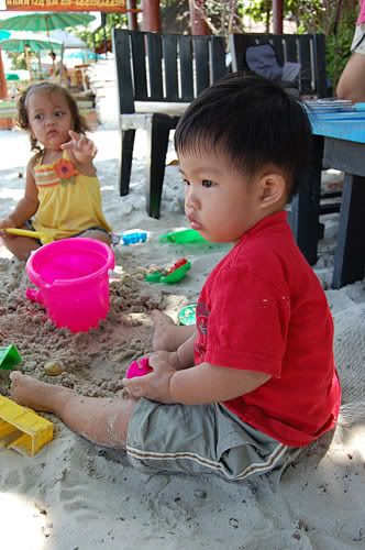 เล่าเรื่องไปเสม็ด 2