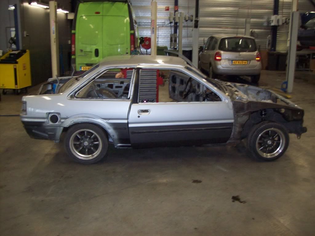 [Image: AEU86 AE86 - project coupe 2]