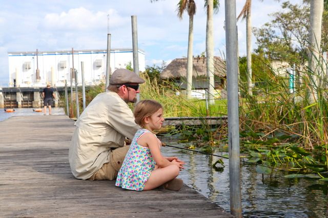Daddy Daughter fishing