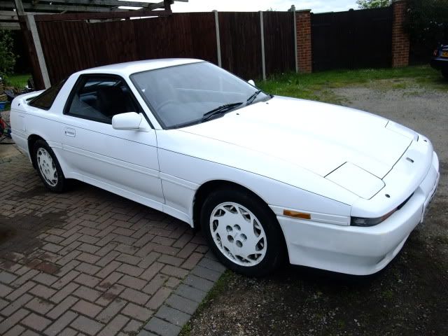 Toyota Supra MK3 White 3.0 Turbo RWD